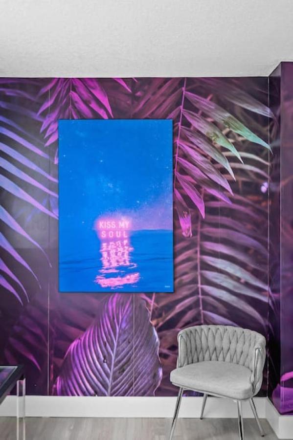 Miami Vice Oceanfront Sky Villa Екстер'єр фото