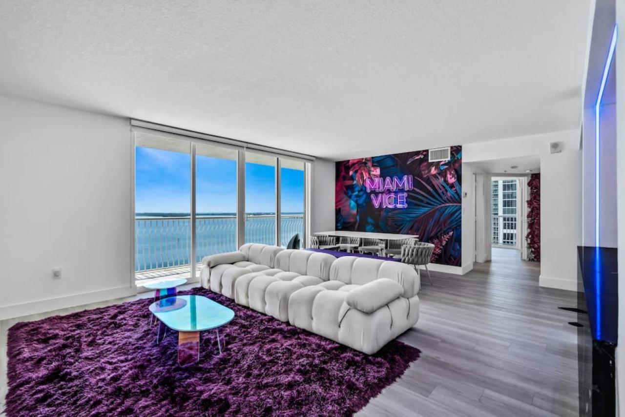 Miami Vice Oceanfront Sky Villa Екстер'єр фото