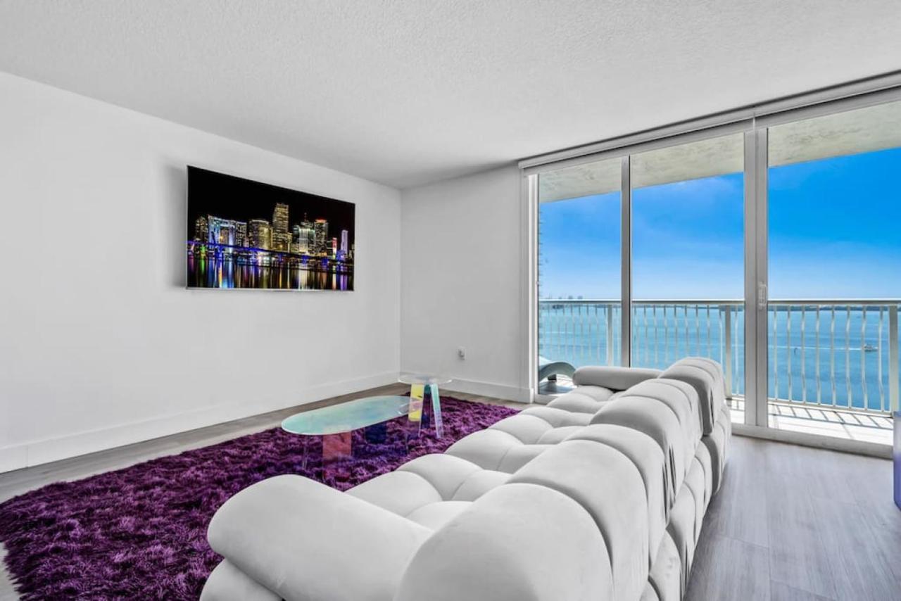 Miami Vice Oceanfront Sky Villa Екстер'єр фото