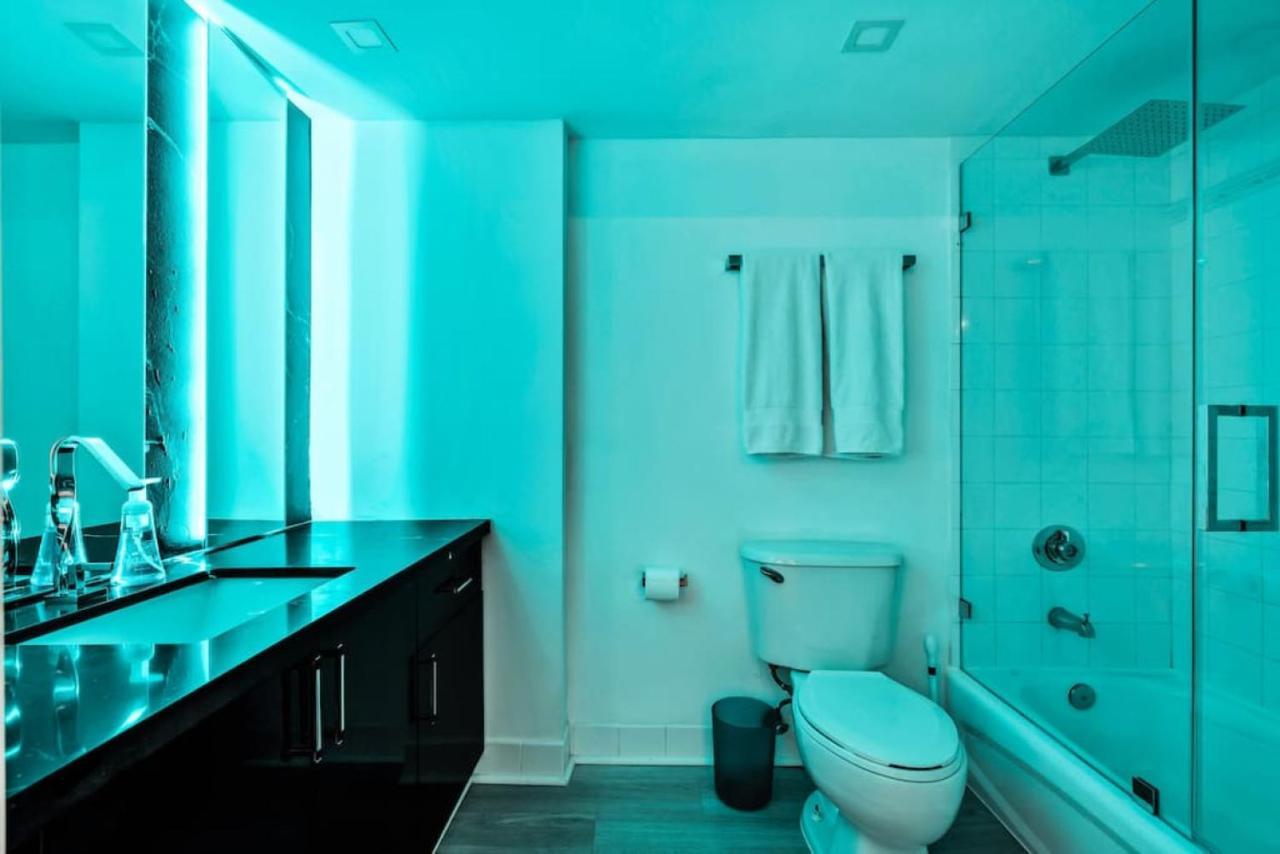 Miami Vice Oceanfront Sky Villa Екстер'єр фото